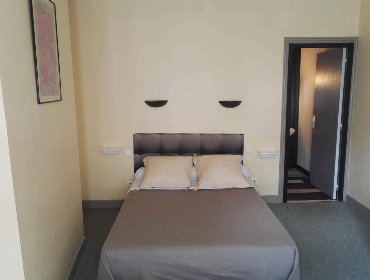 Hotel Du Square Riom Dış mekan fotoğraf
